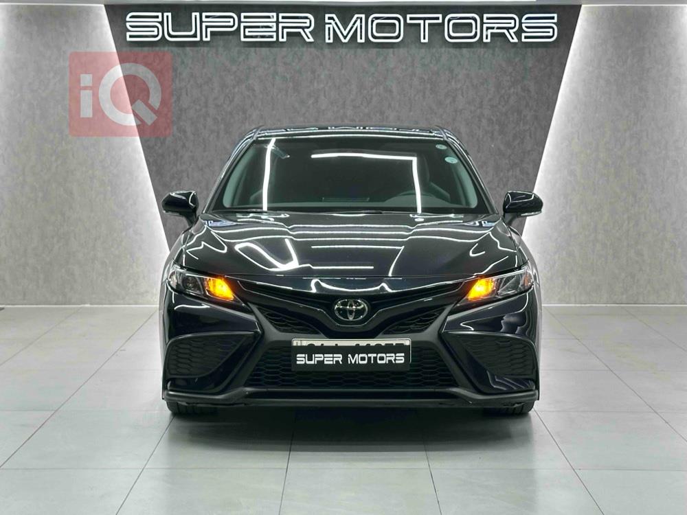 تۆیۆتا کامری